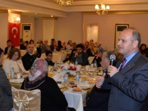 Vali Çakacak, Şehit Aileleri Ve Gazilerle Buluştu