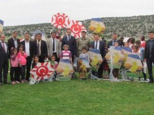 Araban’da Uçurtma Şenliğine Yoğun İlgi