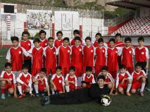 Geleceğin Futbolcuları Bayraklı’da Yetişiyor