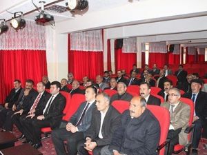 Digor’da Muhtarlar Toplantısı