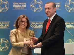Gaziantep’in “Marka Şehir” Ödülünü Fatma Şahin Aldı