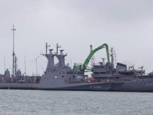 Savaş Gemileri Samsun’da