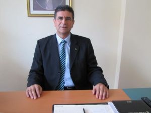 Hisarcık Ziraat Bankası Müdürü Başarılı Öğrenciyi Ödüllendirdi