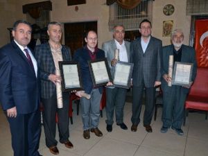 Hayırseverlere Teşekkür Nişanesi Verildi