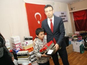 Avrupa Devrekliler Derneği’nden Öğrencilere Yardım