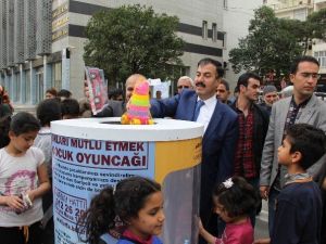 Büyükşehir’den Oyuncak Kampanyası
