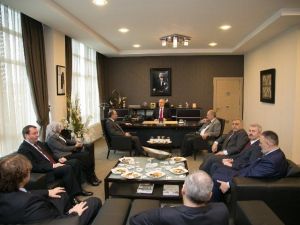 AK Parti Adayları Satso’yu Ziyaret Etti