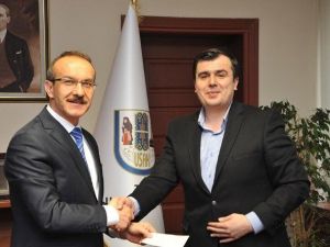 Uşak Valiliği’nden Spor Kulüplerine Destek