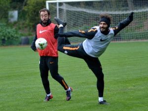 Galatasaray, Hazırlıklarını Sürdürdü