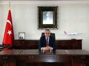 Vali Ahmet Deniz Polis Haftasını Kutladı