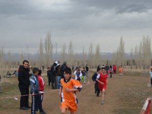 Atletizmi Geliştirme Rrojesi Yarışları Yapıldı