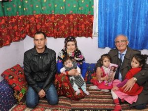Başkan Yılmaz’dan Minik Ayşenur’a Ziyaret