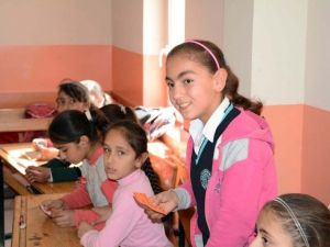 Çatak’ta ‘Sağlıklı Dişlerle Geleceğe Gülümse’ Projesi