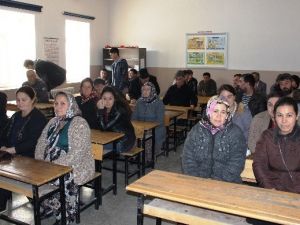 Dinar’da Orman Köylülerine Ağaç Kesme Ve Boylama Operatörlüğü Eğitimi