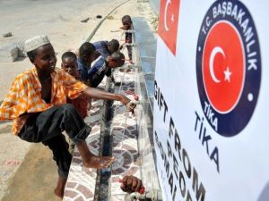 Somali’de 400 Bin İnsan Temiz İçme Suyuna Kavuşturuldu