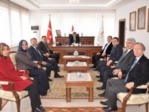Adaylardan Vali Ve Başkan’a Ziyaret