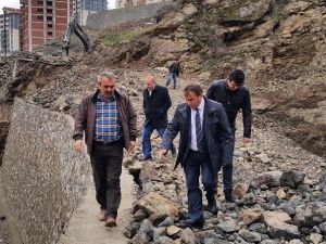 Başkan Çimen, Mahallelerde İncelemelerde Bulundu