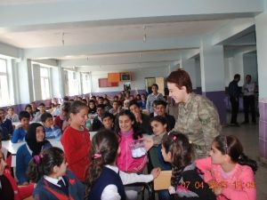 Hakkari’de Çocuk İstismarı Bilgilendirme Toplantısı