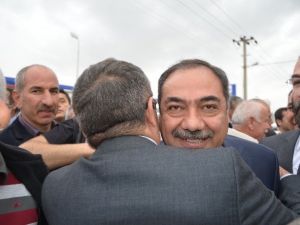 MHP Adayları Partililerce Karşılandı
