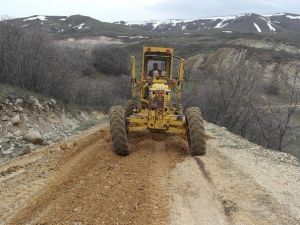 Taşdibek Mahallesinde Yol Çalışmaları Başladı