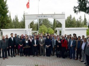 AK Parti Teşkilatları Şehit Polisleri Unutmadı