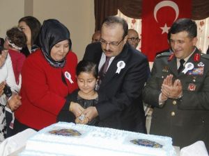 Hakkari Emniyet Müdürlüğü’nden Kokteyl