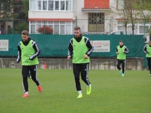 Karabükspor’da Kadro Dışı Bırakılan Vıoala Affedildi