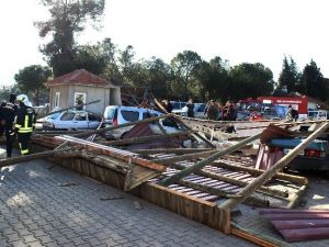 Hortum Yıktı Geçti