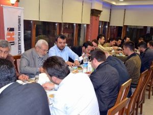Öz Kayseri İnşaat’tan Kaynaşma Yemeği