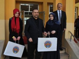 Akçakoca İmam Hatip Öğrencileri Ödülleri Topladı
