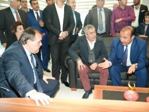 TFF Başkanı Demirören’den Ceyhan’a 2 Futbol Sahası Sözü
