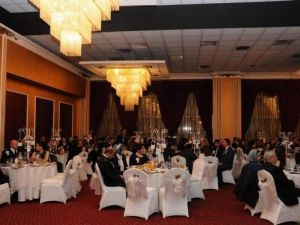 Samsun Emniyetinden Kutlama Yemeği