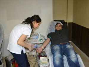 Kızılay’ın Okullardaki Kan Bağışı Kampanyasına Büyük İlgi