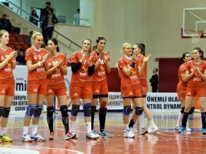 Melekler Rövanşa Çıkıyor