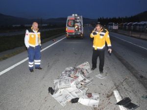 150 Kilometre Hızla Kamyona Çarpan Sürücü Araçtan Fırlayıp Öldü