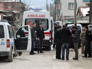 Yaşlı Adam Evinin Önünde Ölü Bulundu