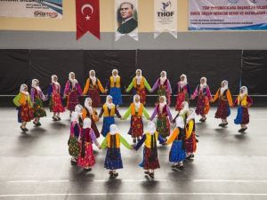 Halayın Sultanları Ahlat’ta Buluştu