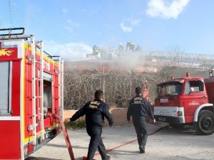 Ekmek Teknesi Yandı