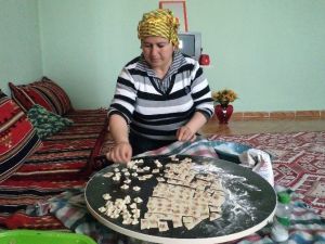 Vartolu Kadın Girişimci Mantı Yaparak Geçimini Sağlıyor