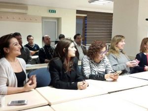 Mali Müşavirler Halk Müziği Korosuyla Stres Atıyor