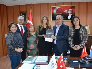Başkan Kutlu, Yurtdışından Gelen Konukları Kabul Etti