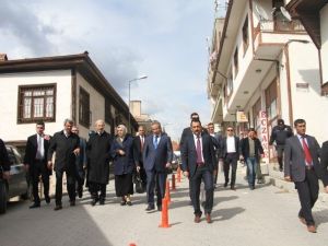 Beypazarı’nda Doç. Dr. Sami Demirbilek Anasına ‘Yenilenebilir Enerjide Yarınlar’ Paneli