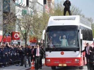 Cumhurbaşkanı Erdoğan, Ziyaretlerde Bulundu