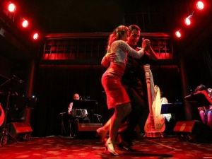 1 TL’ye Tango Keyfi