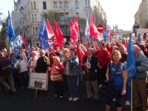 Macaristan’da Hükümet Protesto Edildi