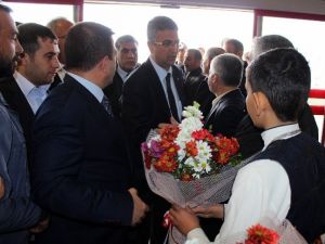 MHP’li Milletvekili Adayları Coşkuyla Karşılandı