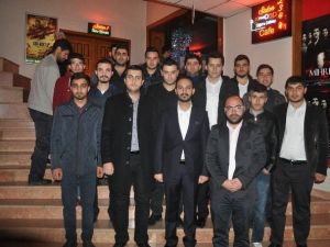 Malatya AK Parti Gençlik Kolları Üyeleri “Bizim Hikaye” Filmini İzledi