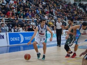 Sinpaş Denizli Basket’te Galibiyet Sevinci