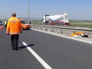 Motosikletli Genç Hız Tutkusunun Kurbanı Oldu