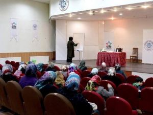 Beyşehir’de “Kadın, Aile Ve Toplum" Konferansı